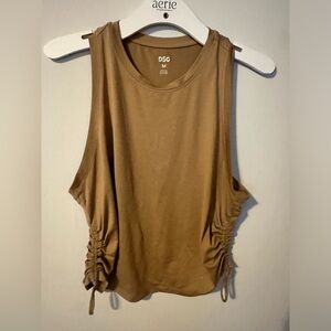 DSG Cropped Workout Tank with ruched sides